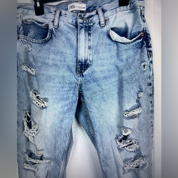 Zara Womens The Truth Slim Distressed Vintage Repair Light Wash Jeans Sz 10 - Picture 4 of 8